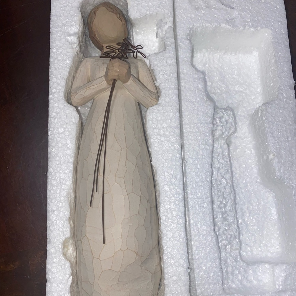 Willow Tree Grateful figurine